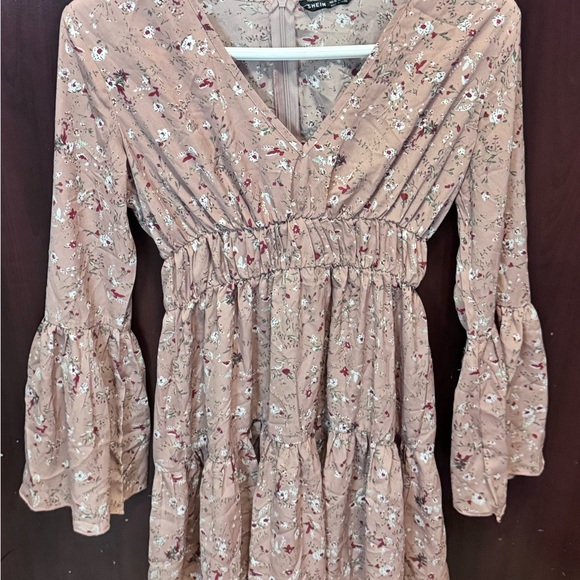 Floral Summer Dress - Picture 5 of 6